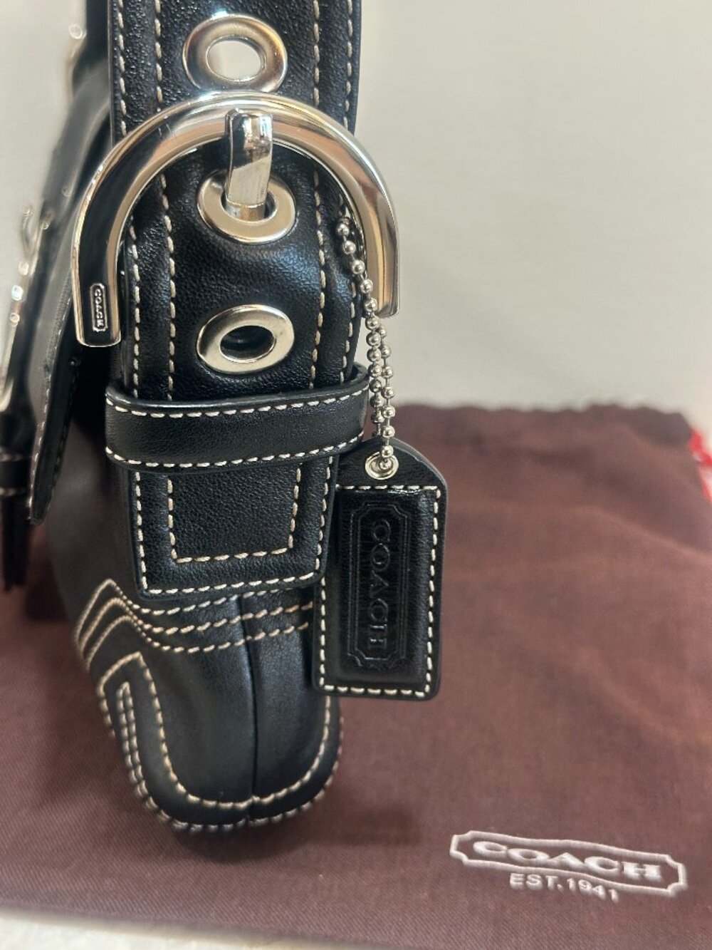 Vintage 2005 Coach Soho Buckle Flap Baguette Black Leather 8A05 w/ Dust Bag - Picture 7 of 12
